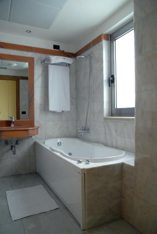Miramare Palace Hotel Trebisacce Habitación foto
