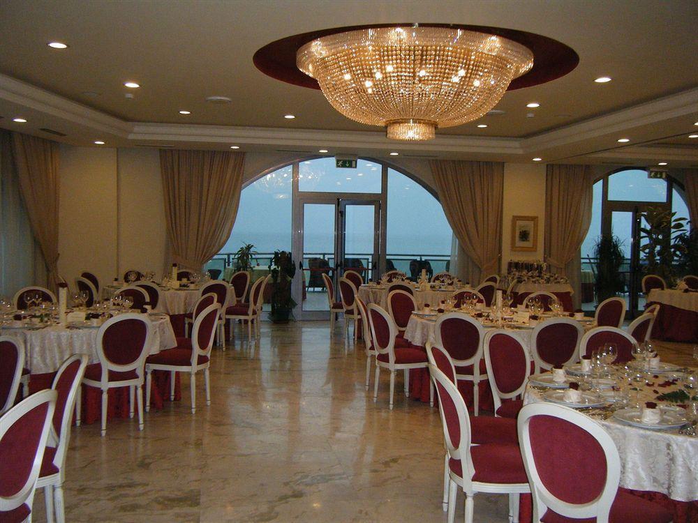 Miramare Palace Hotel Trebisacce Exterior foto